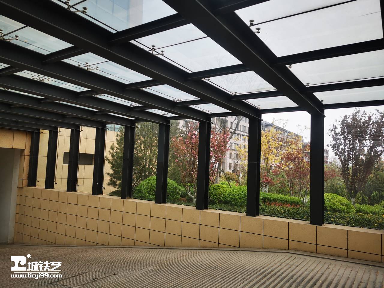 轻钢雨棚|钢结构雨棚|铁艺廊架|钢结构框架|铁艺结构TLJ2117-实景拍摄-图6